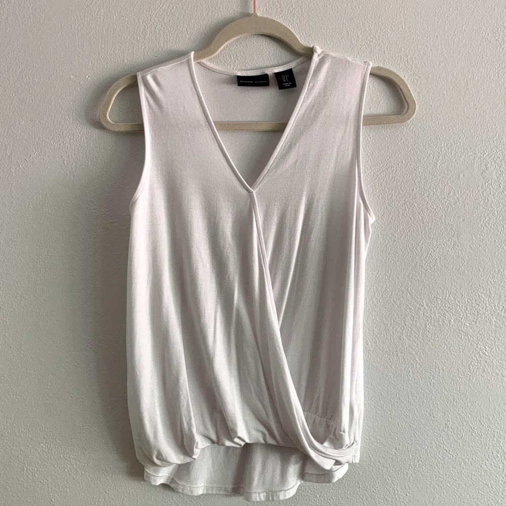 Adrienne Vittadini white top